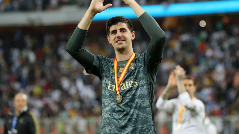 皇家马德里守门员库托很高兴回到训练中来