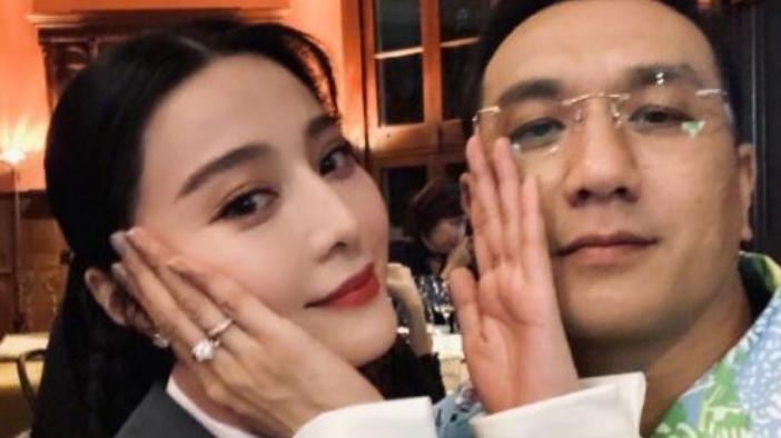 范冰冰|李晨已是过去式，范冰冰与廖凡手牵手，同框出镜太甜蜜