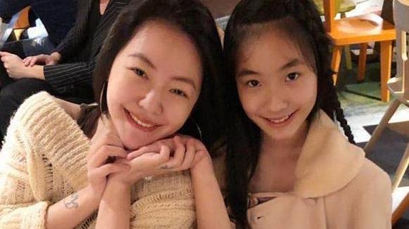 小S|小S曝自家二女儿早恋，直言让她感觉到想吐，老公直接气的锤墙