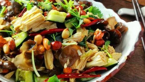 黄体酮|它是“天然黄体酮”，女性常吃，皮肤像剥壳的鸡蛋，40岁都不显老