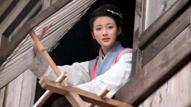 甘婷婷|甘婷婷新剧被质疑整容，撞脸马苏，网友：第二个刘晓庆