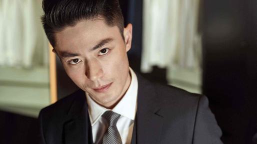 古力娜扎@“电竞霍建华”为何照片只露侧脸？看到正脸后，偶像梦破碎了！