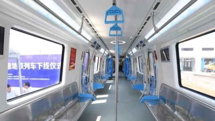 近50个城市，地铁盈利怎么样，哪个城市日均客流量最大？