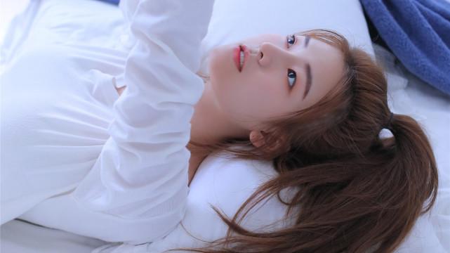 “月经初潮”在几岁最好？过早过晚，都不利于身高发育