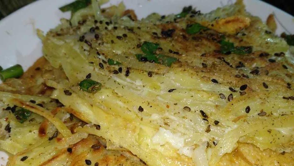 鸡蛋|不用揉面，也不用发面的鸡蛋土豆丝煎饼，做好后一家人都说好吃