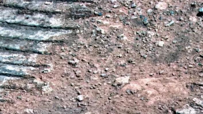 火星 火星上曾有水？祝融号发现“生命化石”，降落时疑似轰出“泉眼”