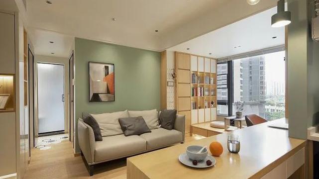 41㎡老破小逆袭，阳台加高装地台，茶室和书房都有了