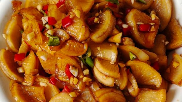 萝卜|秋天萝卜多，试试做酱萝卜，酸甜脆爽越吃越过瘾，一看就会