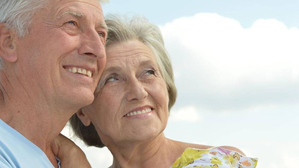 安家婚姻情感|女人过了70岁，还该不该找老伴？