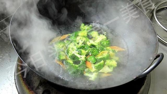 冬天免疫力低，这5种食物要多吃，“叶酸”含量高，老少都受益