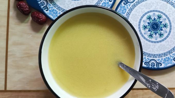 化妆 27岁女子脑溢血离世，医生：2种“粗粮”当饭吃，血管不堵才怪