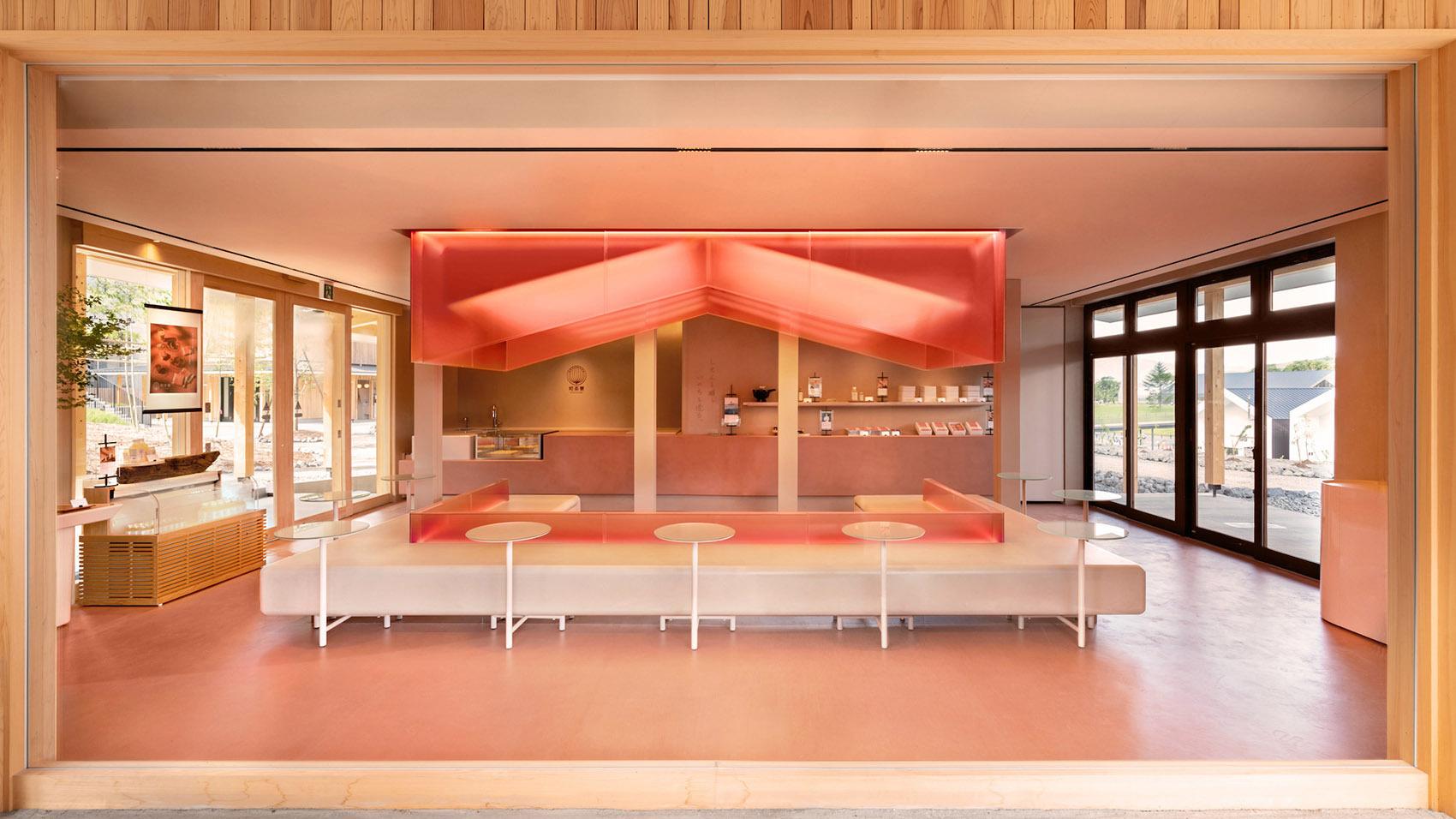 金针菇|Uonuma Jozo Koji Saryo米酒咖啡馆，设计灵感来自于酒曲发酵过程