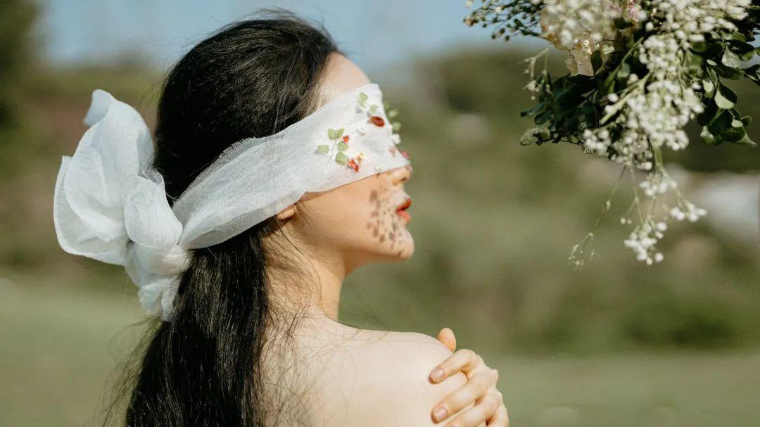 陌上花易开 35岁的女老板，只因老公忙于事业，出轨小自己六岁的员工