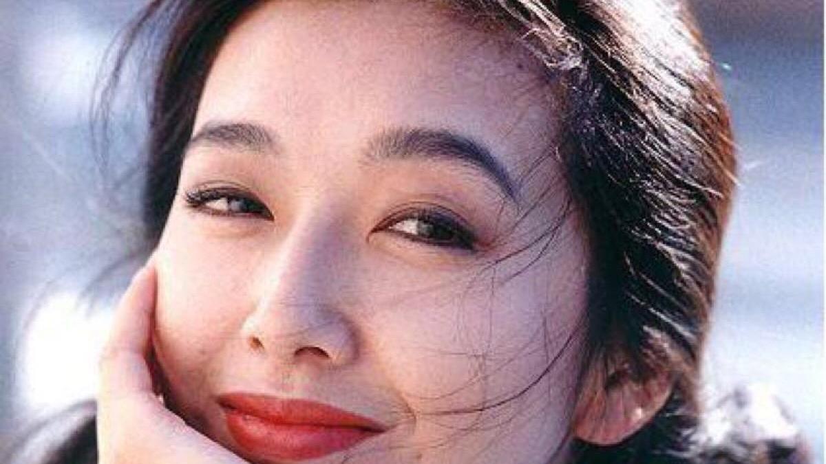 江珊|54岁江珊为戏减肥，一个月瘦了16斤，坦言想把最好的一面留给观众