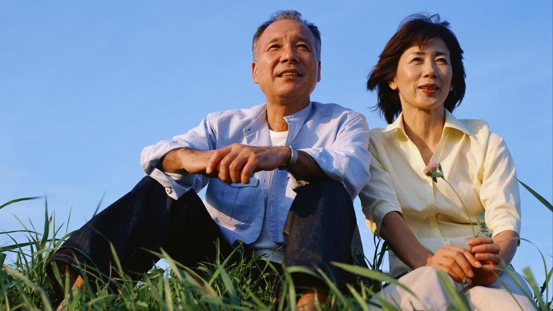 上官天竹 你退休了，是在城里看看电视打打牌，还是回到乡下种菜养花钓鱼？