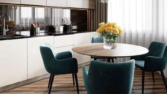 厨房想要用得顺心又舒服，不如从吊柜入手，这3种怎么打都不算亏