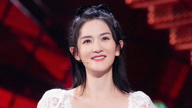 无忧浅谈 谢娜在个人社交平台分享为孩子下厨做菜视频，引来不少网友的称赞