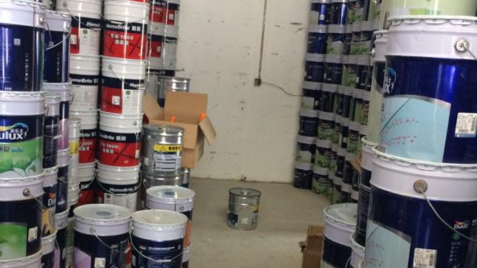 100元一桶的乳胶漆和1000元的有啥区别？满足4点，低价的也不差