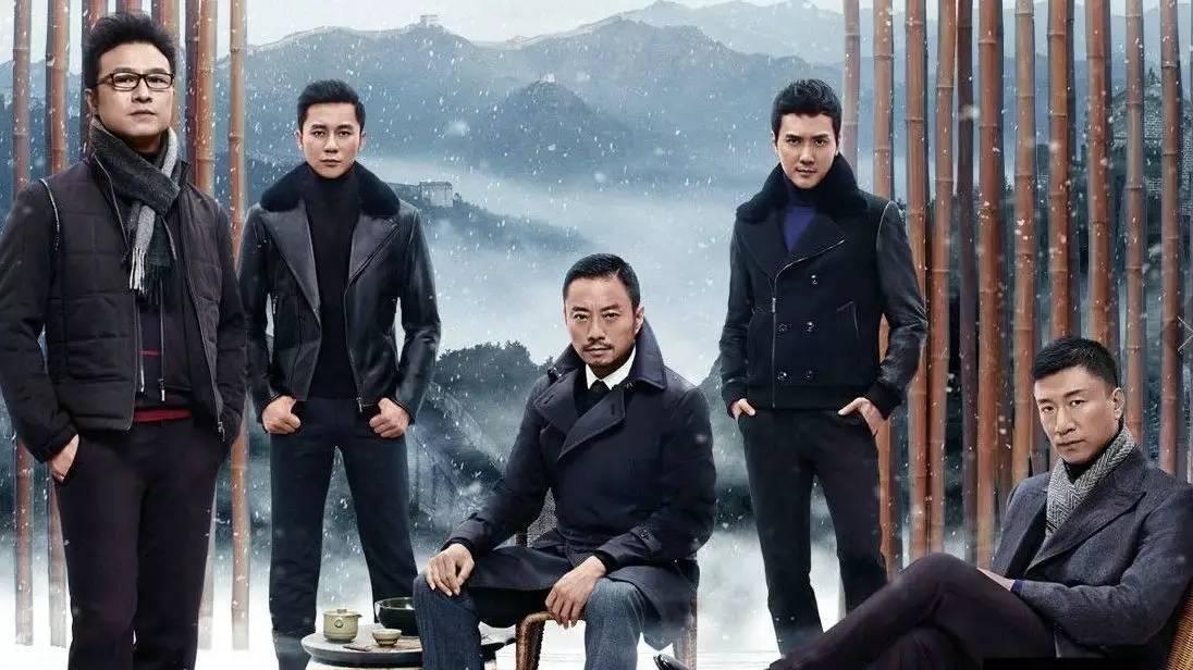 高跟鞋 又一国产男装巨头“不如前”了，高管辞职，负债30亿，关店千家