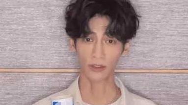 罗云熙|33岁罗云熙疑身体亮红灯：脸颊凹陷面无血色，被指像行走的骷髅