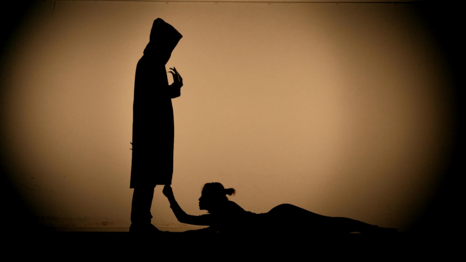 木木瞎扯 心理学家：一个人正在“操控”你的六大阶段，到第4步就危险了