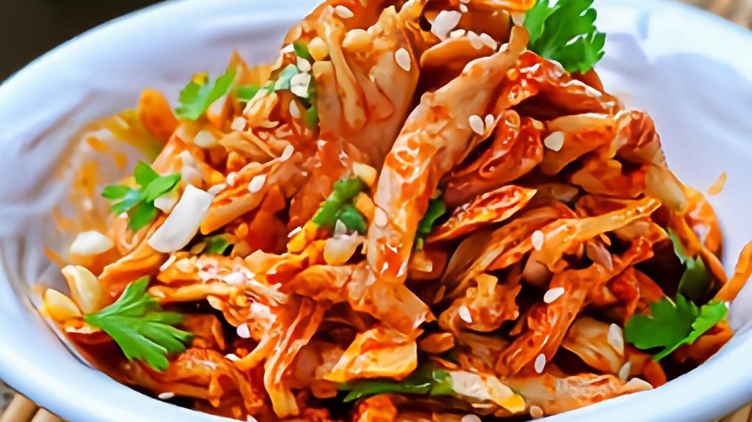 辣椒|香辣手撕鸡做法（附香辣红油做法）