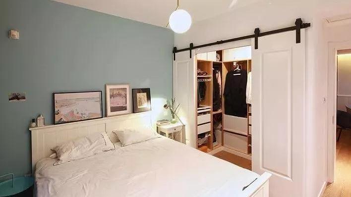 衣柜内部这样设计，收纳超强，再多100件衣服也装得下