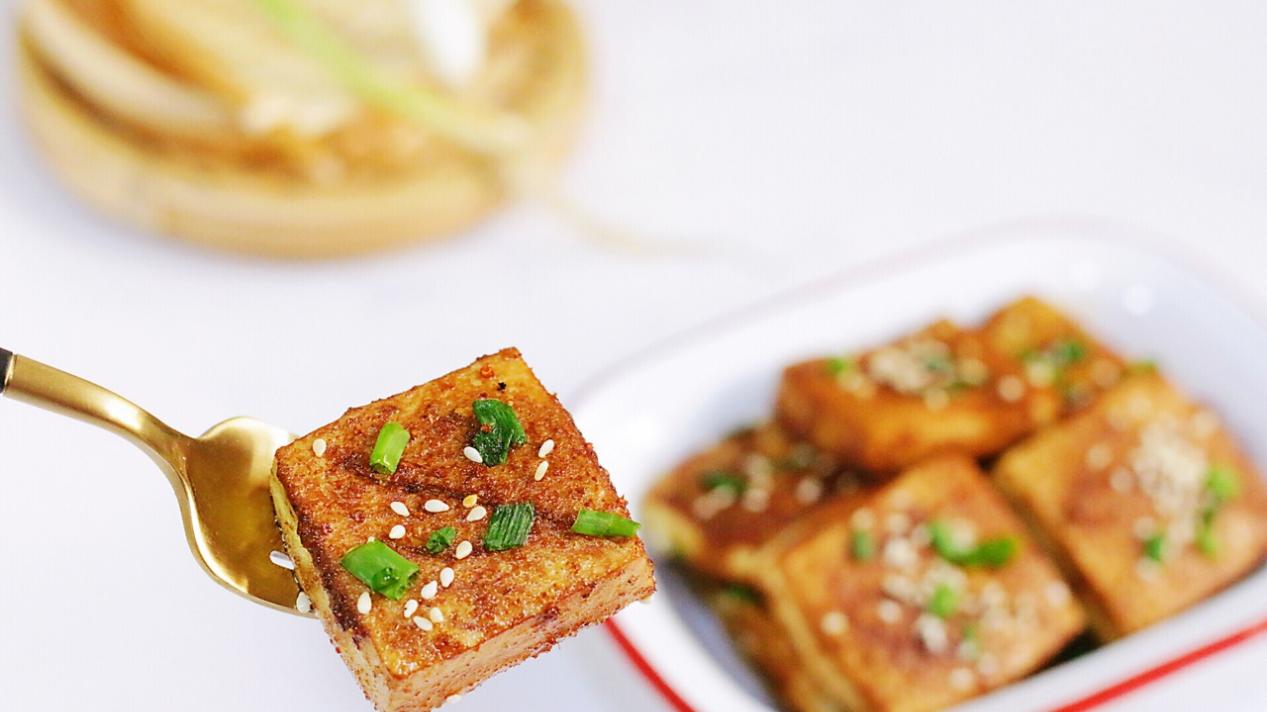 鸡蛋|烤箱版烤豆腐，简单好学味道好，厨房小白秒变大厨