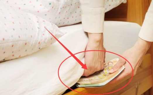 一旦床下有这6种东西，预示着夫妻反目，财运败落，有的赶紧改！