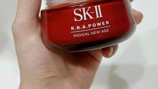 面霜 适合秋冬的面霜榜单：SK2热门，法泽拉贵妇专属，欧莱雅性价比高