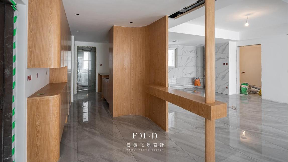 万科业主有远见，装3米1的柜子做步入式玄关+洗衣房，解决户型痛点