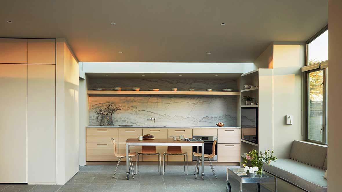 一位作家的避世海边小屋