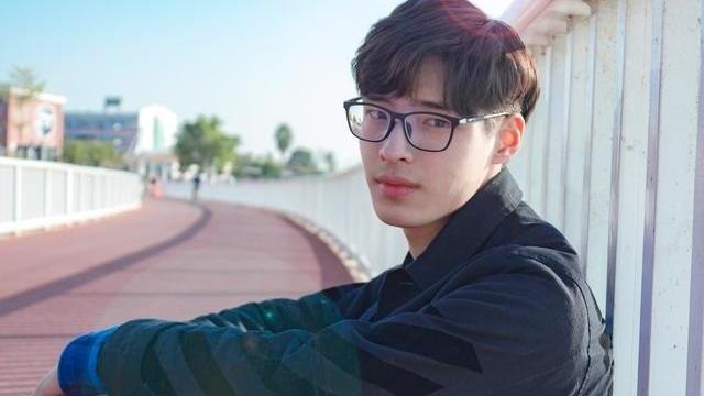 冷月恋爱顾问|让妹子瞬间爱上你的4个小行为，你敢对她试试吗?