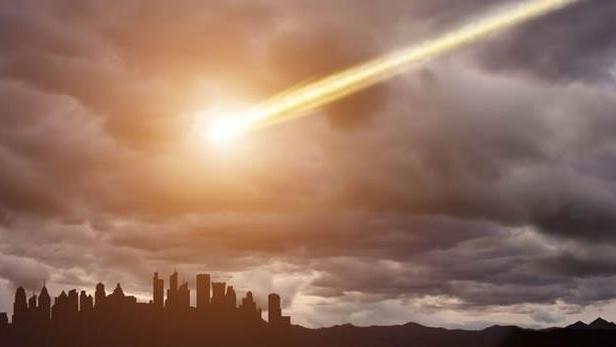 霍金 神秘火球突现多地上空，爆炸声响彻整座城市，霍金预言或成真？