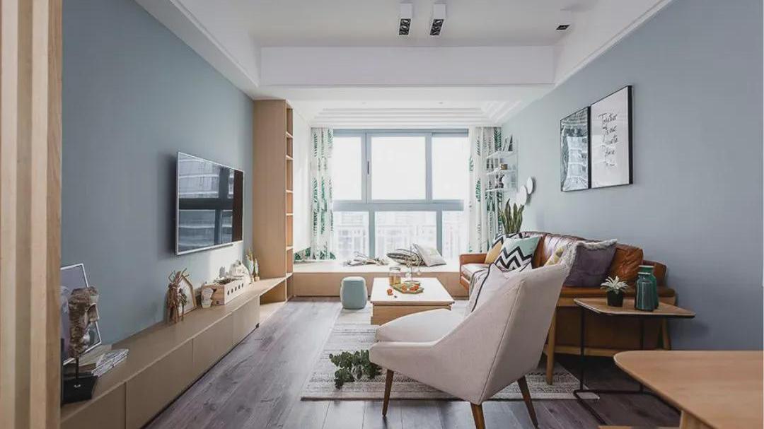 老婆坚持封阳台，完工后不仅客厅变大，还多了一间房