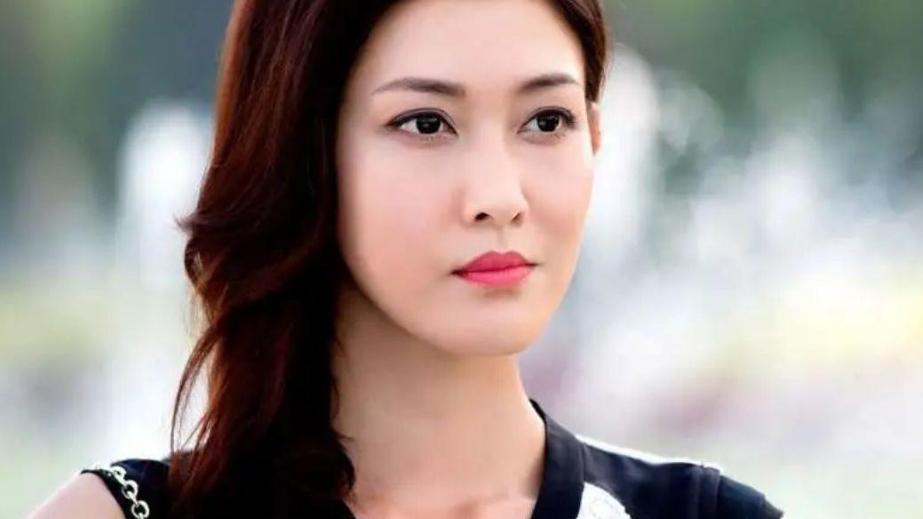 秋雅聊情感 《回家的诱惑》：若是艾莉明白3个道理，也不会跟林品如反目成仇