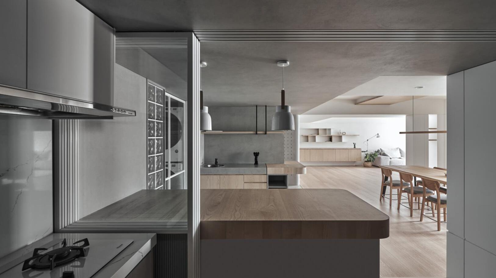 她家堪称“宝藏”，112㎡，全屋质朴自然，一进门就感觉很高级