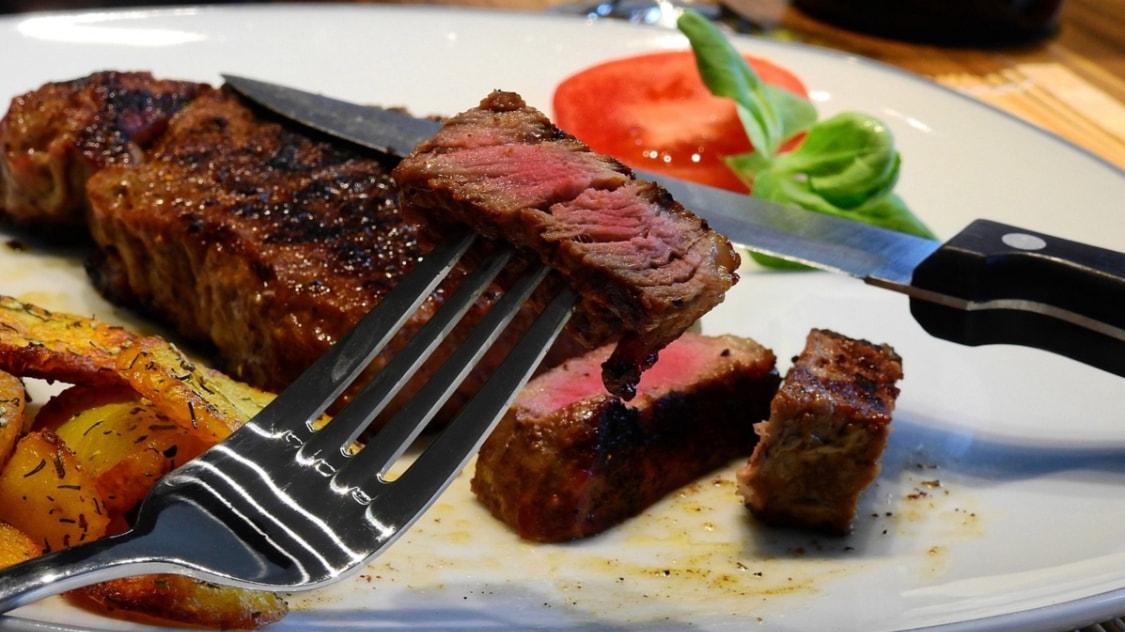 牛肉|为什么我们看不到外国人吃汤面的场景？他们不喝汤吗？