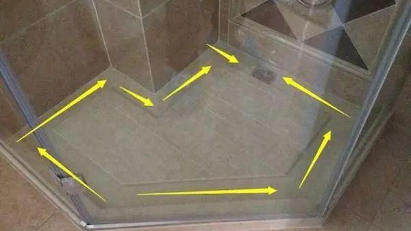 卫生间斜坡排水已经过时了！现在流行这样，排水快10倍