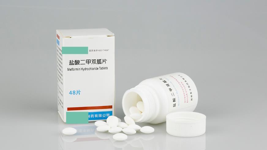 护肤品 糖尿病人吃二甲双胍，吃出一堆副作用 医生：吃药时要注意这3点