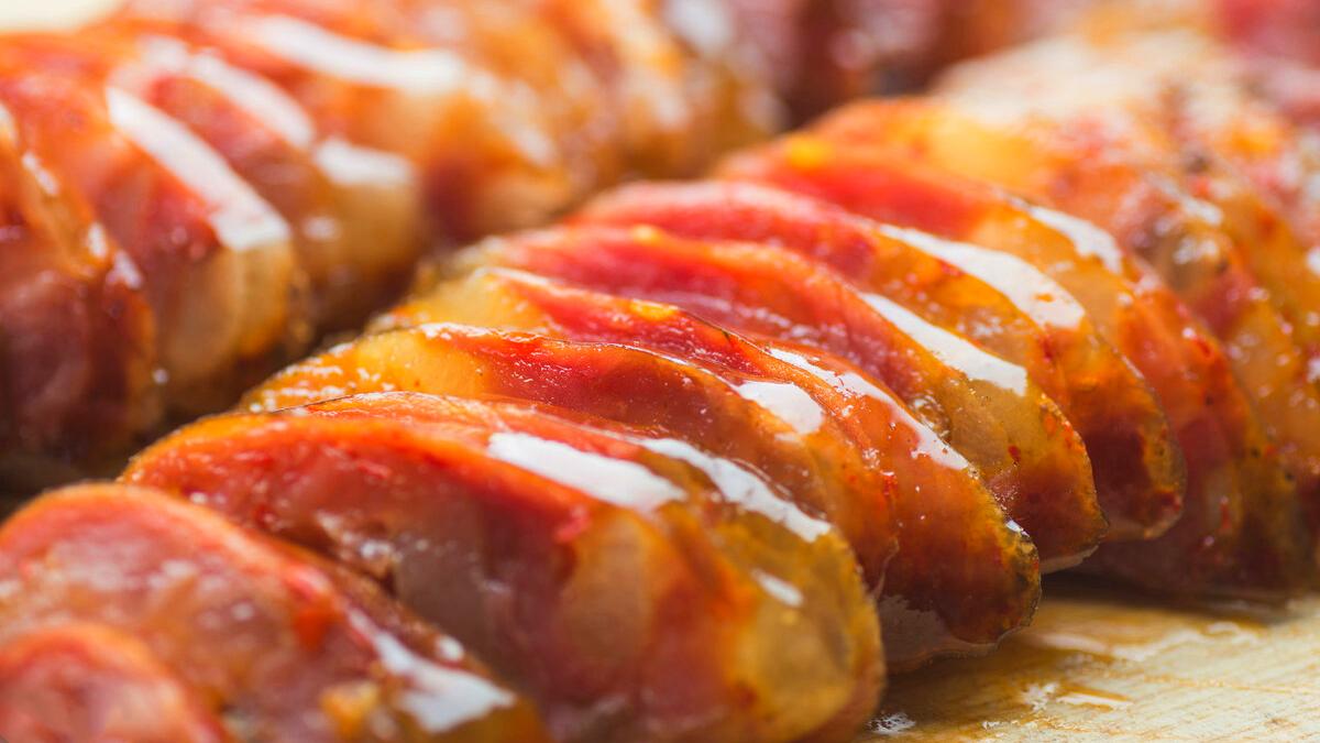 灌香肠|灌香肠时，10斤肉放多少盐？原来一直放错了，难怪香肠不香还会臭