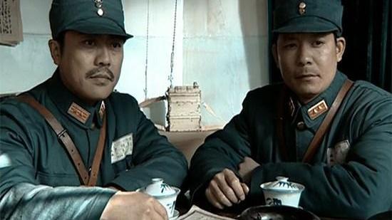 当爱情走到尽头|《亮剑》李家镇兵变时, 楚云飞做了一个错误决定, 让他后悔终身!