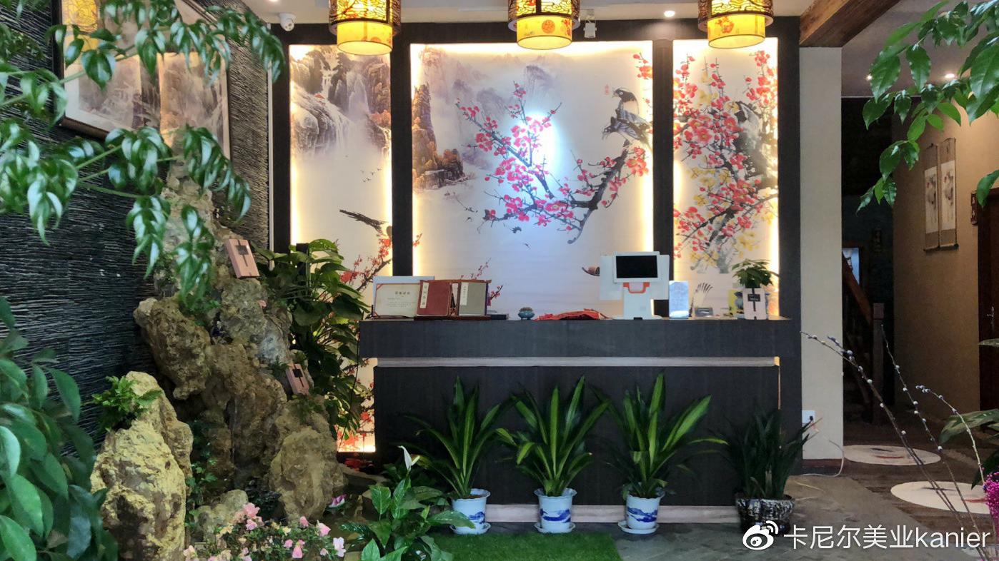 新开美容院如何更好的去装饰？