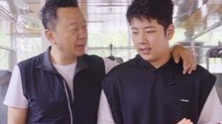 郭涛 郭涛儿子玩架子鼓霸气十足 ，被喊话减肥
