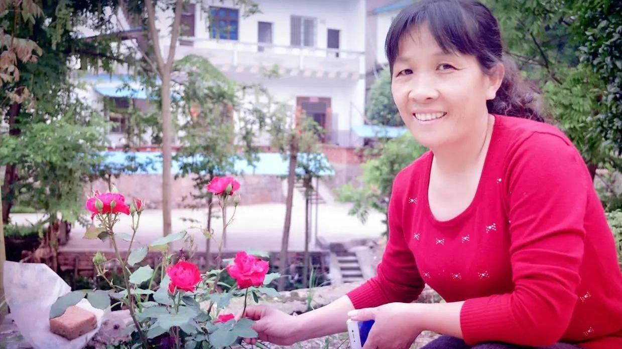 小鹿与驴|“我女儿凭什么要给公婆养老？”说话间，女婿把岳母一家6口撵走