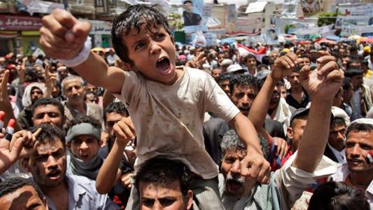 吴有情聊|“美军滚回华盛顿”！大批民众街头抗议，甘愿用石油换中国武器