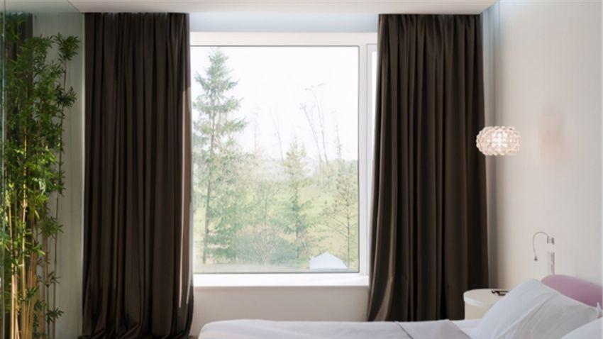 窗帘怎么选？记住4选4不选原则和2句行内话，不花冤枉钱！