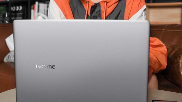 笔记本电脑|4299起！realme首款笔记本电脑正式发布，产品力如何