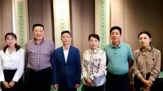 李昕言温度空间 病友姑姑透露许敏和杜新枝绝交起因：杜新枝不肯捐肝，许妈很生气