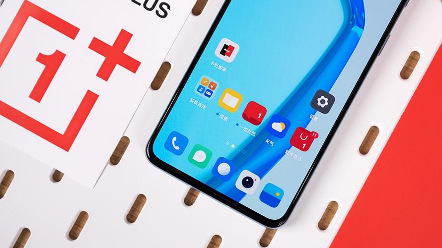 OnePlus9R上手体验：整体表现出色，这应该是年轻人心目中的手机了！